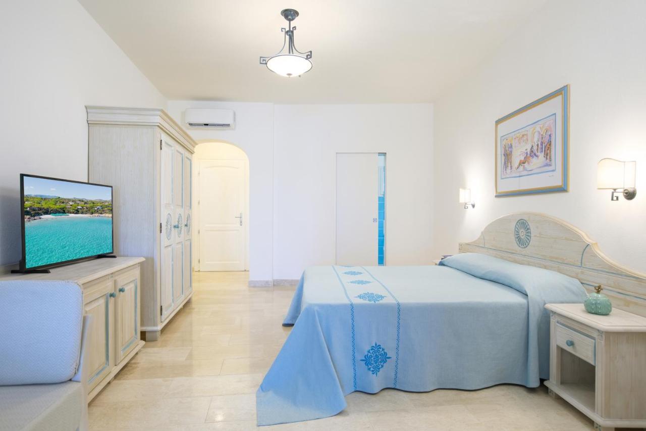 Nicolaus Club Quattro Lune Resort Cala Liberotto Esterno foto