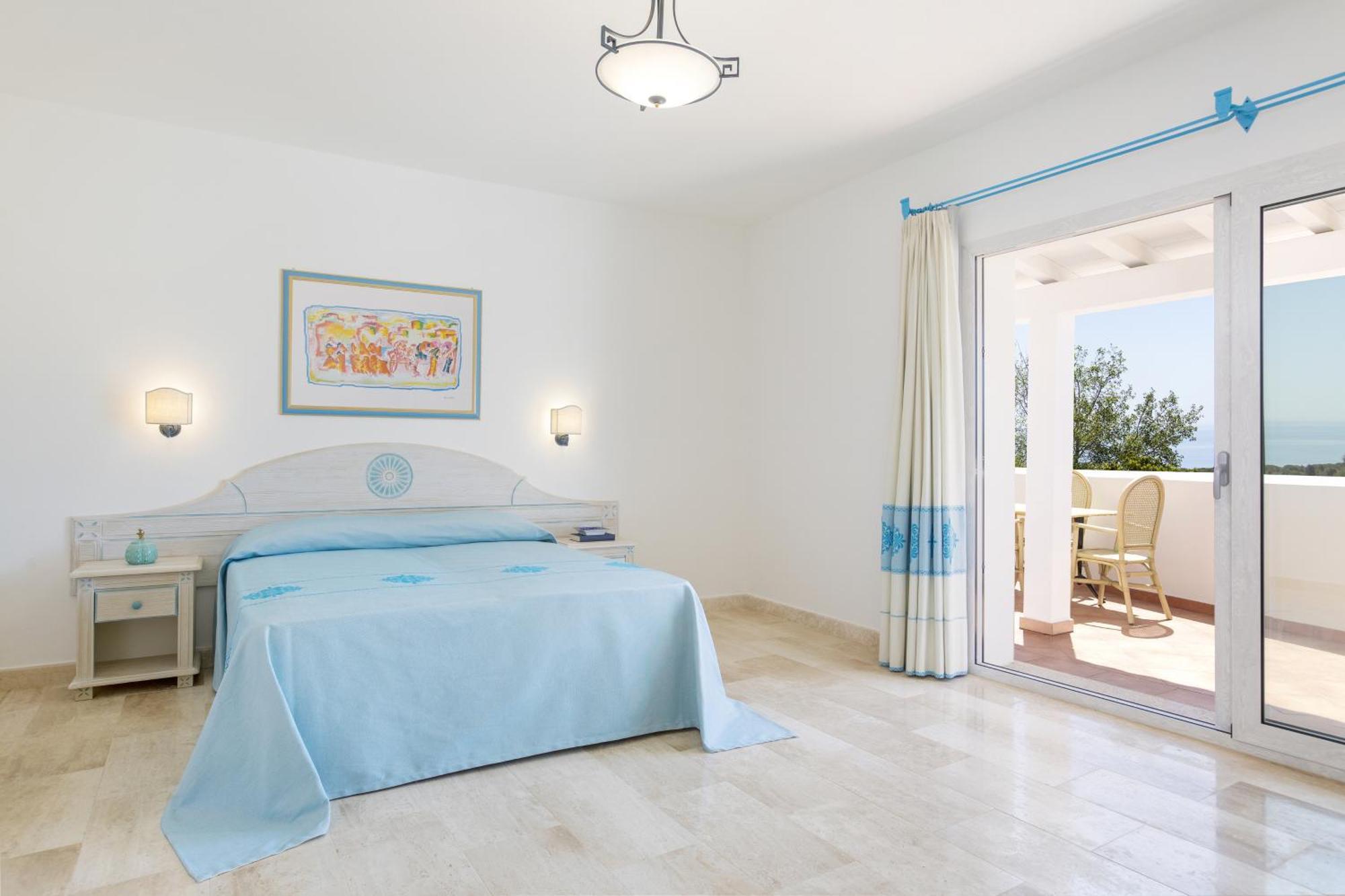Nicolaus Club Quattro Lune Resort Cala Liberotto Esterno foto